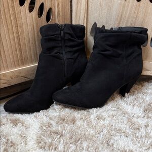 CL by Laundry Black Heeled slouchy Ankle Boots